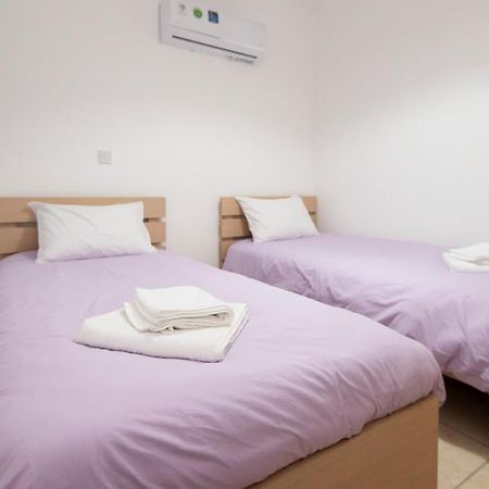 Viola Flat 303 Apartment Larnaca Exterior photo